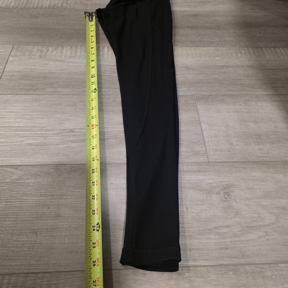 Victoria’s Secret Black Leggings – Size 6 – Side Pockets - Picture 11 of 11